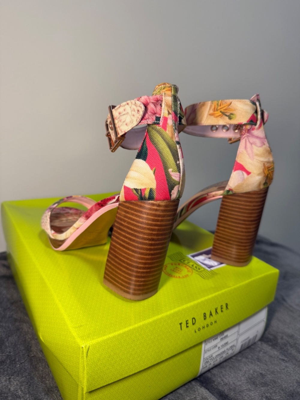 Ted Baker Floral Wooden Block Heel - Picture 8 of 14